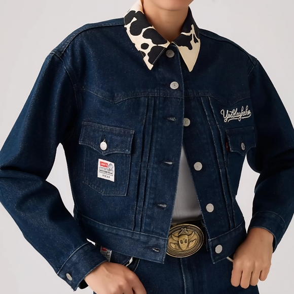 Levi's® X Toy Story Type Ii Jacket,S,M,L, XL,Retail $138.00,Cow Print Dark Wash - Picture 3 of 16